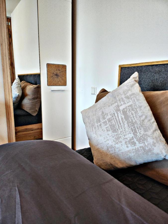 Lions Place Premium Apartments Executive Luxus Penthouse Inklusive Spa Heidenheim Exterior foto