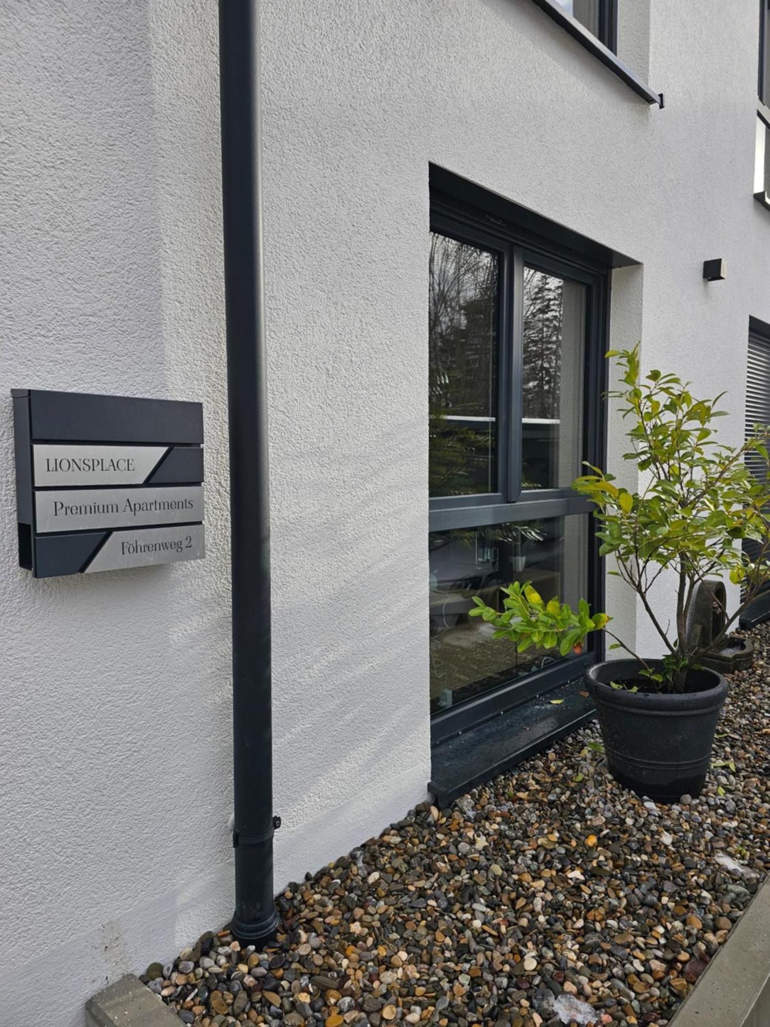Lions Place Premium Apartments Executive Luxus Penthouse Inklusive Spa Heidenheim Exterior foto